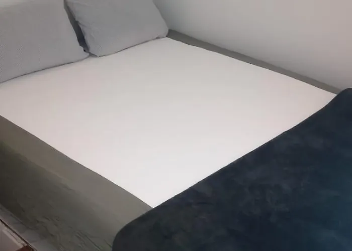 A Cote Du Sacree Coeur Et Montmartre Париж