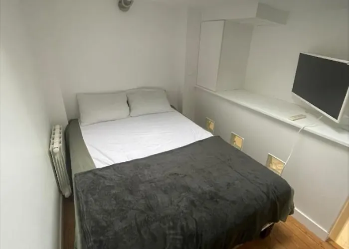 Апартаменты A Cote Du Sacree Coeur Et Montmartre